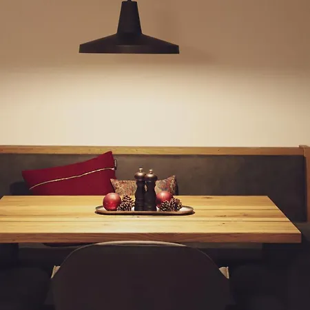 Mocking * Кіцбюель