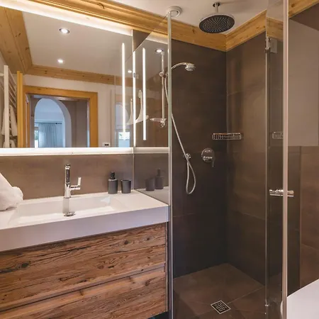 Mocking * Кіцбюель