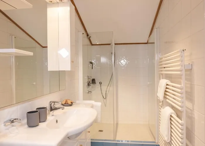 Mocking * קיצביהל