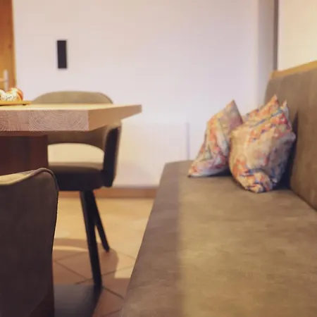 Mocking Apartment