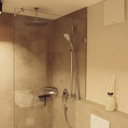Mocking Apartment *